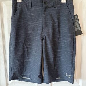 Under Armour Boys size 18 Charcoal Golf Shorts - new with tags